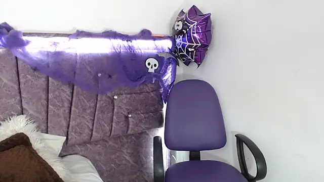 Snapshot of Penelope_Fox14 chatting on 25, 10, 2025 Penelope Fox14 online show from 25, 10, 2025