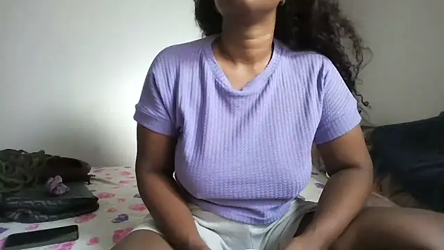 Snapshot of Ivon-09 chatting on 20, 2, 2026 Ivon-09 online show from 20, 2, 2026