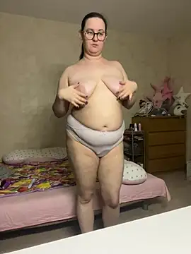 hungry1bunny online show from 29, 1, 2025