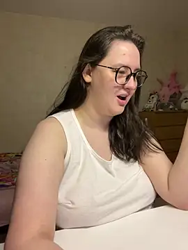 hungry1bunny online show from 4, 2, 2025