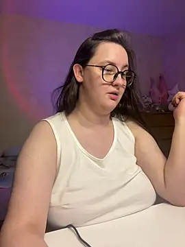 hungry1bunny online show from 2, 3, 2025