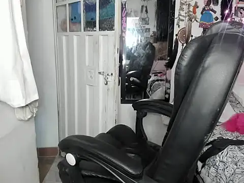 Snapshot of DivineGaia chatting on 2, 3, 2026 DivineGaia online show from 2, 3, 2026