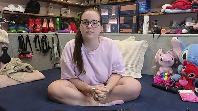 Kimberly-Caprice online show from 24, 11, 2025