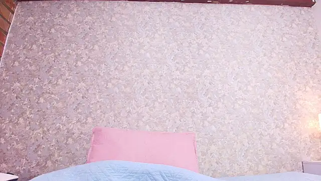 nicol f online show from 17, 10, 2025