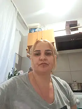 Snapshot of Malichkaanna30 chatting on 11, 4, 2026 Malichkaanna30 online show from 11, 4, 2026