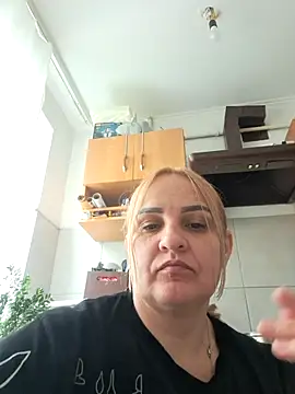 Snapshot of Malichkaanna30 chatting on 12, 4, 2026 Malichkaanna30 online show from 12, 4, 2026