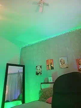 nahiarapalmer19 online show from 11, 9, 2025