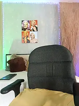 Snapshot of nahiarapalmer19 chatting on 25, 3, 2026 nahiarapalmer19 online show from 25, 3, 2026