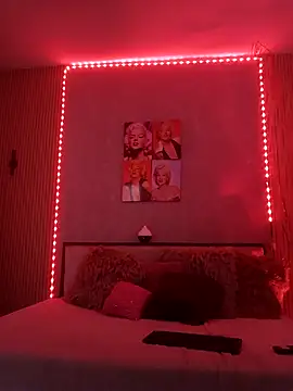 Snapshot of nahiarapalmer19 chatting on 11, 4, 2026 nahiarapalmer19 online show from 11, 4, 2026