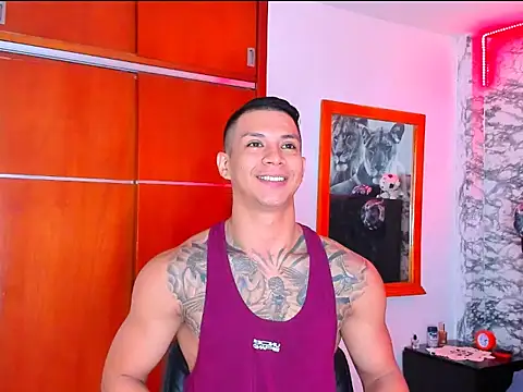 Snapshot of Aaron_Toy chatting on 10, 1, 2026 Aaron Toy online show from 10, 1, 2026