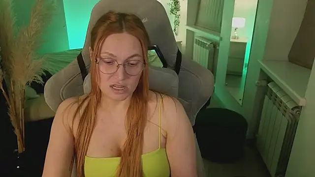 Snapshot of Love_Call chatting on 21, 2, 2025 Love Call online show from 21, 2, 2025