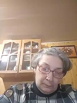 Snapshot of IrinaSweet54 chatting on 11, 12, 2024 IrinaSweet54 online show from 11, 12, 2024