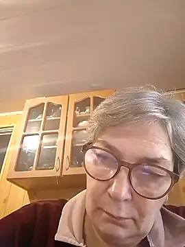 Snapshot of IrinaSweet54 chatting on 9, 1, 2025 IrinaSweet54 online show from 9, 1, 2025