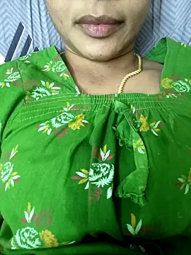 Snapshot of Ambika01 chatting on 4, 4, 2026 Ambika01 online show from 4, 4, 2026