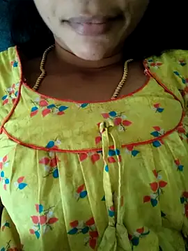 Snapshot of Ambika01 chatting on 5, 4, 2026 Ambika01 online show from 5, 4, 2026