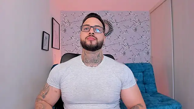 Snapshot of max_dic1 chatting on 28, 3, 2026 max dic1 online show from 28, 3, 2026