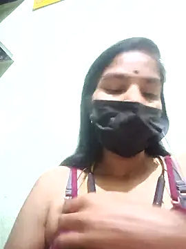 anusiya01 online show from 18, 9, 2025