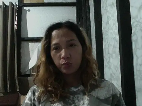 Snapshot of hoffsy chatting on 17, 4, 2026 hoffsy online show from 17, 4, 2026