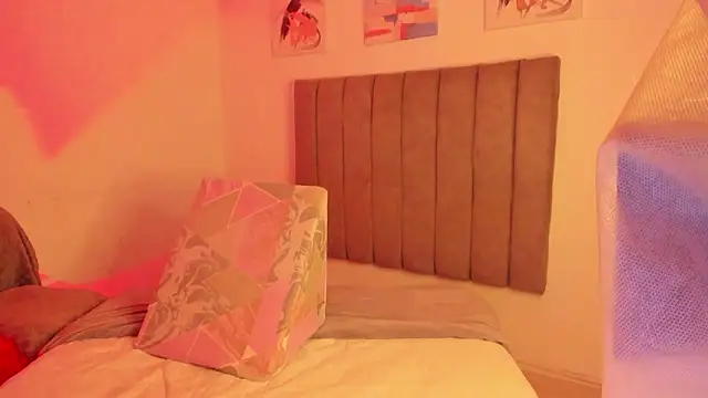 sarah  bigboobs online show from 9, 2, 2026