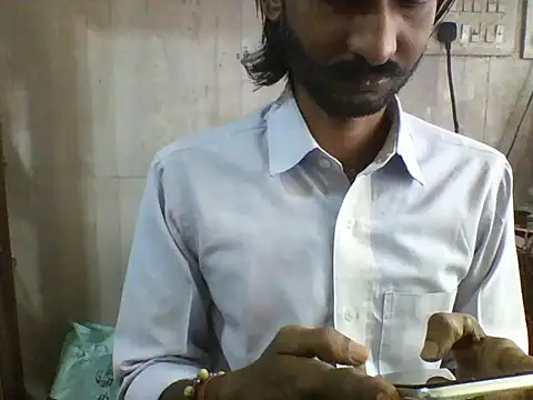Snapshot of Desi_GfBf chatting on 28, 10, 2025 Desi GfBf online show from 28, 10, 2025