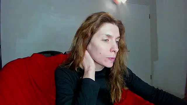 Snapshot of YourSuperModel chatting on 10, 2, 2025 YourSuperModel online show from 10, 2, 2025