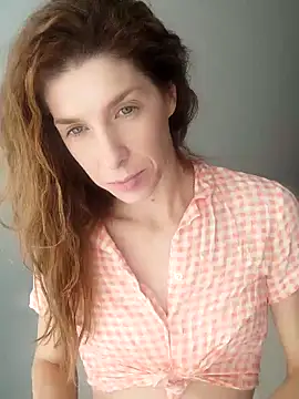 Snapshot of YourSuperModel chatting on 9, 10, 2025 YourSuperModel online show from 9, 10, 2025