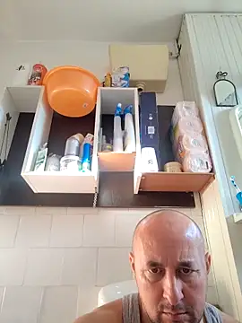 intx800 online show from 15, 11, 2025