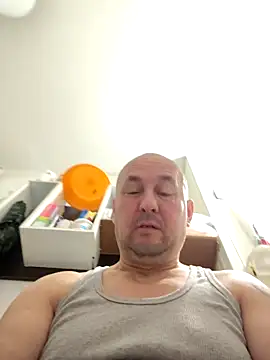 Snapshot of intx800 chatting on 7, 4, 2026 intx800 online show from 7, 4, 2026