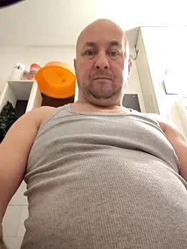 Snapshot of intx800 chatting on 13, 4, 2026 intx800 online show from 13, 4, 2026