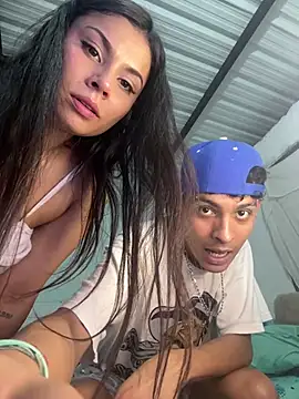 Snapshot of ValenSuarez25 chatting on 22, 6, 2026 ValenSuarez25 online show from 22, 6, 2026