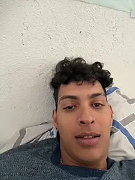 Snapshot of ValenSuarez25 chatting on 20, 7, 2026 ValenSuarez25 online show from 20, 7, 2026