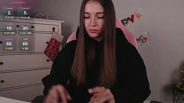 Bellla Haddid online show from 31, 12, 2024