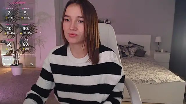 Bellla Haddid online show from 12, 9, 2025