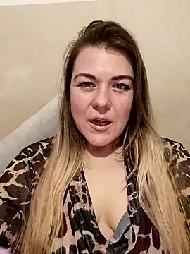 LunikaLunaX online show from 7, 2, 2025