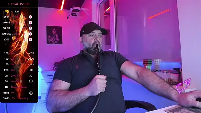 Snapshot of MAGABEAR077 chatting on 21, 4, 2026 MAGABEAR077 online show from 21, 4, 2026