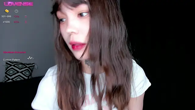 Dark Ester online show from 17, 11, 2025