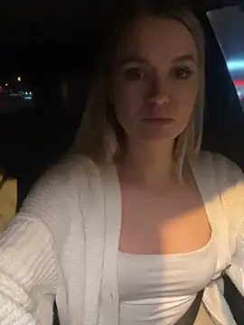 Devill Angel  online show from 21, 1, 2025