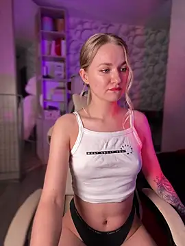 Devill Angel  online show from 7, 2, 2025