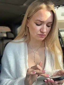 Devill Angel  online show from 18, 10, 2025