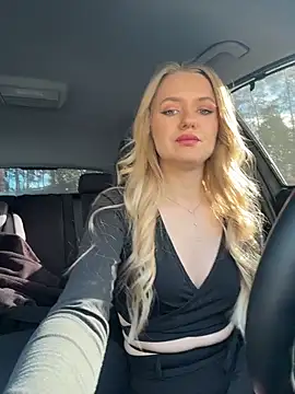 Snapshot of Devill_Angel_ chatting on 4, 3, 2026 Devill Angel online show from 4, 3, 2026