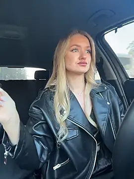 Snapshot of Devill_Angel_ chatting on 15, 3, 2026 Devill Angel online show from 15, 3, 2026