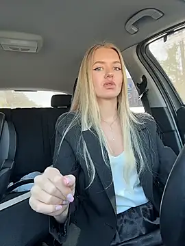 Snapshot of Devill_Angel_ chatting on 2, 4, 2026 Devill Angel online show from 2, 4, 2026