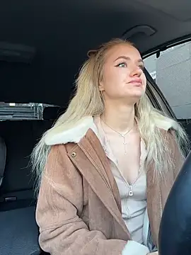 Snapshot of Devill_Angel_ chatting on 9, 4, 2026 Devill Angel online show from 9, 4, 2026