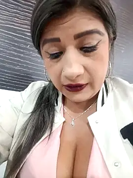 Snapshot of Hannahcandyy chatting on 25, 1, 2025 Hannahcandyy online show from 25, 1, 2025