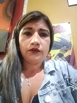 Snapshot of Hannahcandyy chatting on 4, 3, 2025 Hannahcandyy online show from 4, 3, 2025