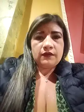 Snapshot of Hannahcandyy chatting on 5, 3, 2025 Hannahcandyy online show from 5, 3, 2025