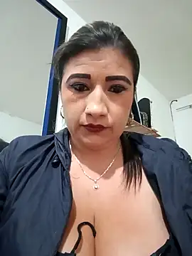 Snapshot of Hannahcandyy chatting on 14, 3, 2025 Hannahcandyy online show from 14, 3, 2025