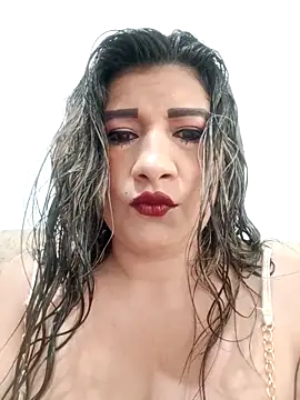 Snapshot of Hannahcandyy chatting on 9, 9, 2025 Hannahcandyy online show from 9, 9, 2025