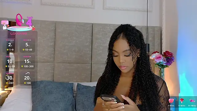 Lola King online show from 2, 4, 2026