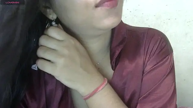 Snapshot of Preeti-Sexy chatting on 14, 4, 2026 Preeti-Sexy online show from 14, 4, 2026